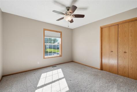 110 W 34th Avenue Marion IA 52302