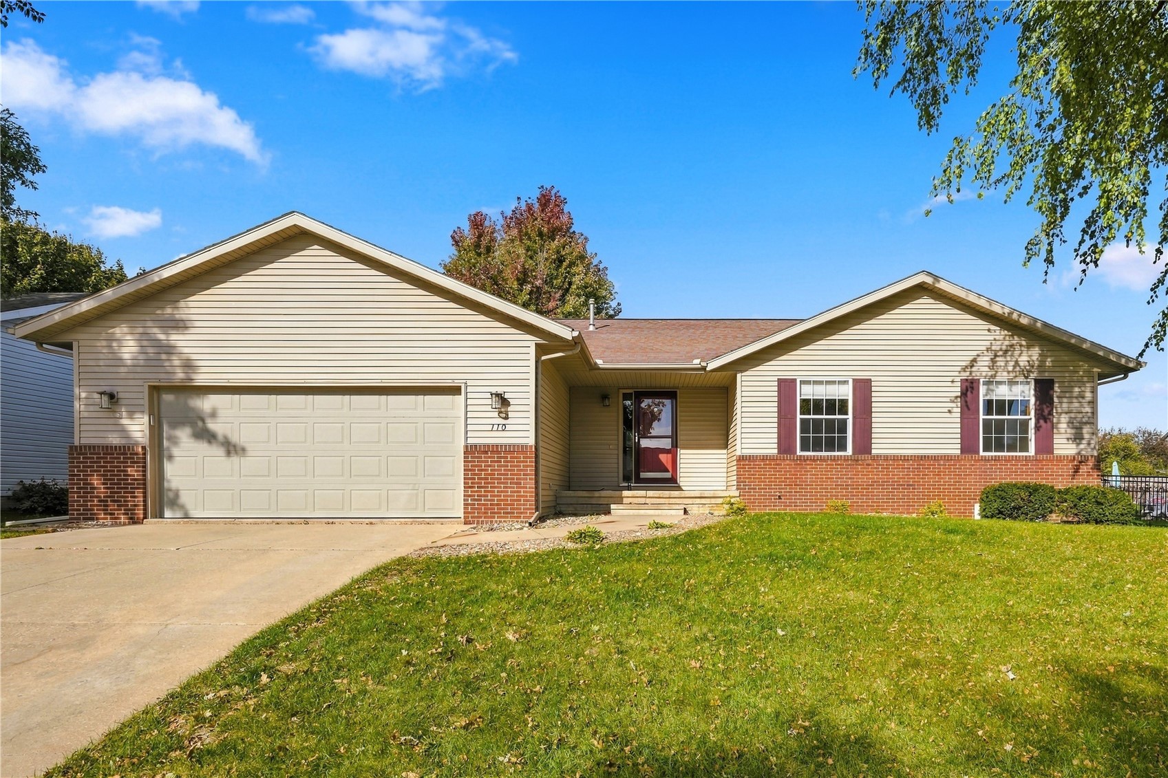 110 W 34th Avenue Marion IA 52302