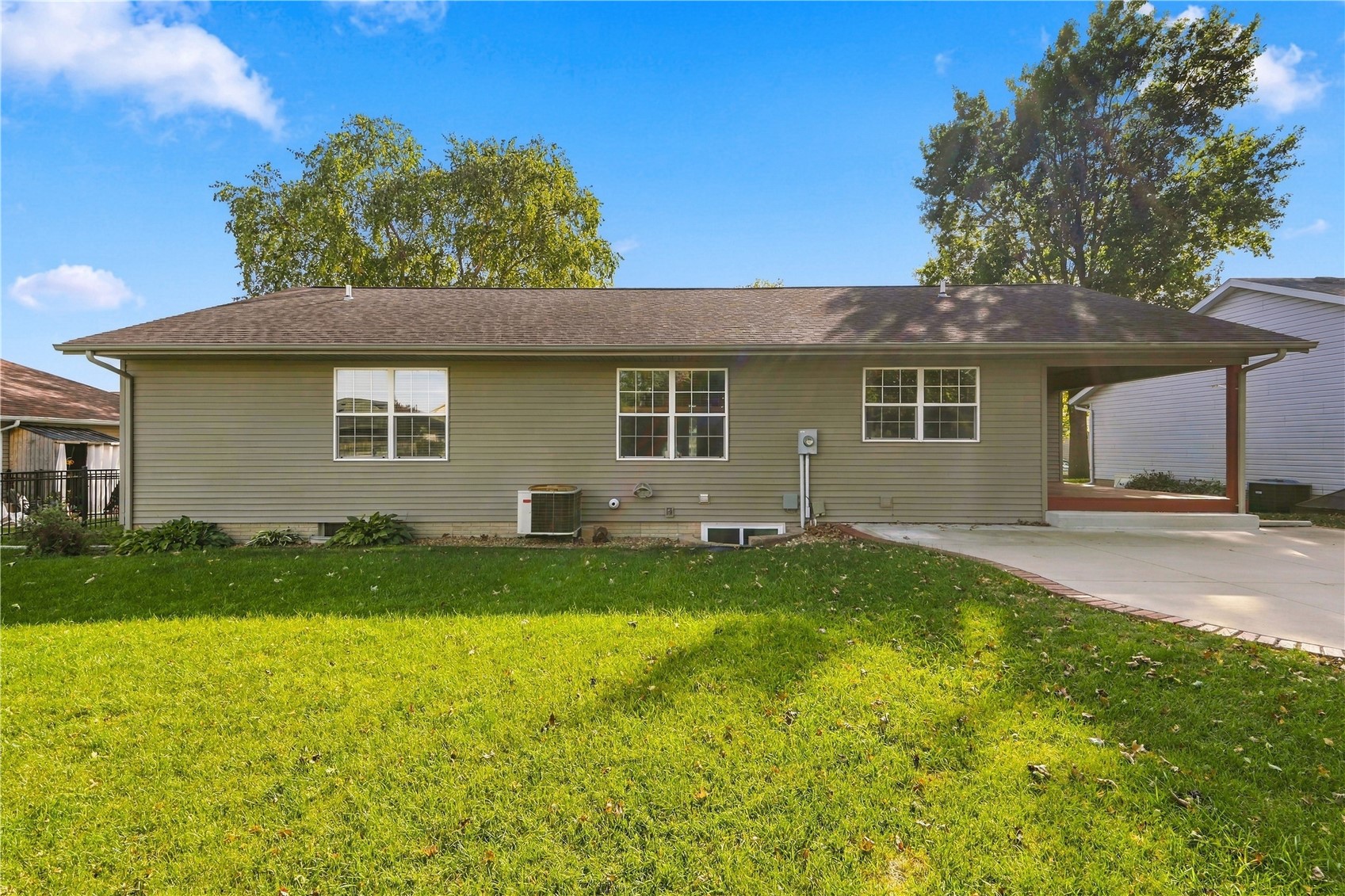 110 W 34th Avenue Marion IA 52302