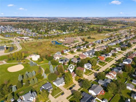110 W 34th Avenue Marion IA 52302