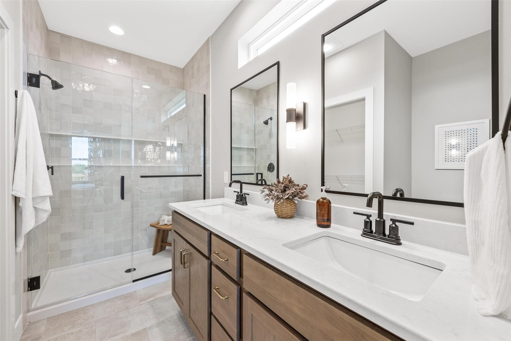 8714 Yeager Lane NE Cedar Rapids IA 52402