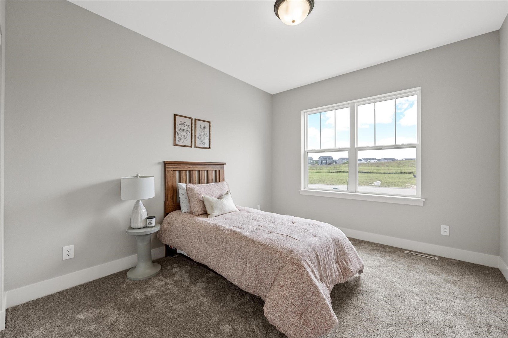 8714 Yeager Lane NE Cedar Rapids IA 52402