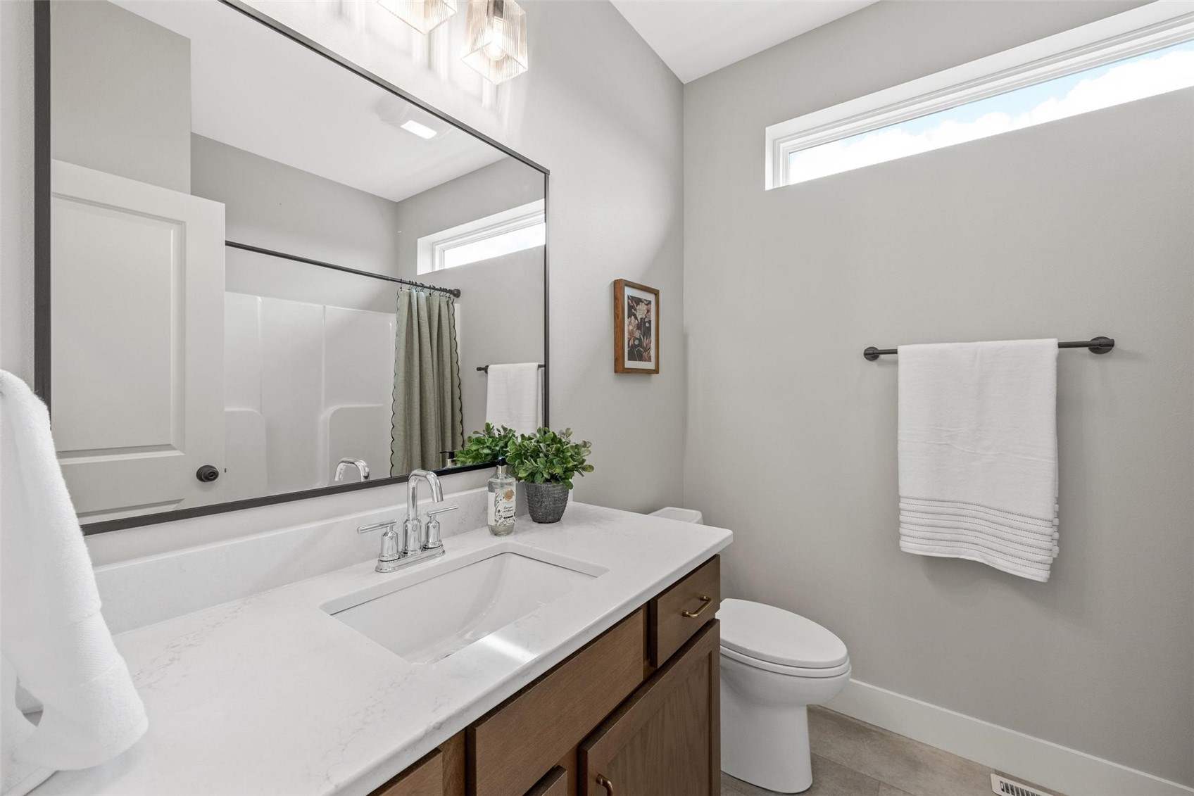 8714 Yeager Lane NE Cedar Rapids IA 52402