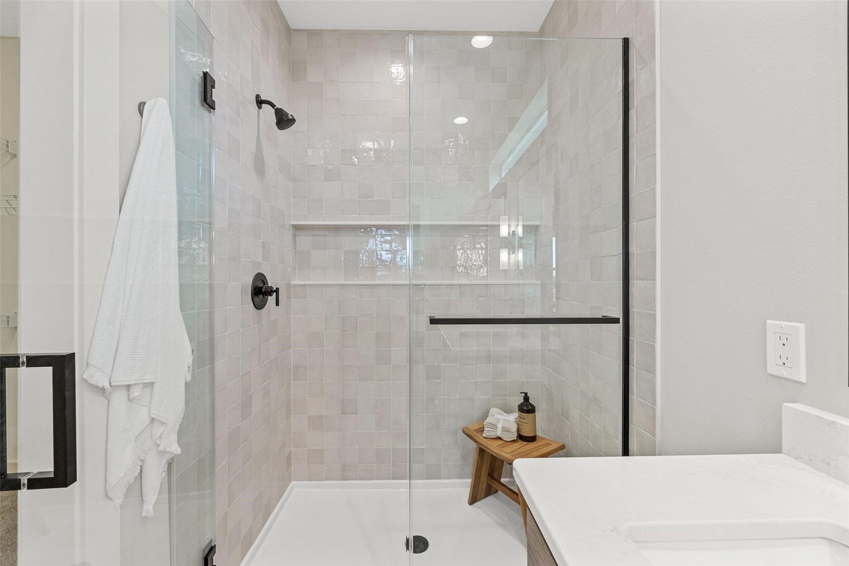 8714 Yeager Lane NE Cedar Rapids IA 52402