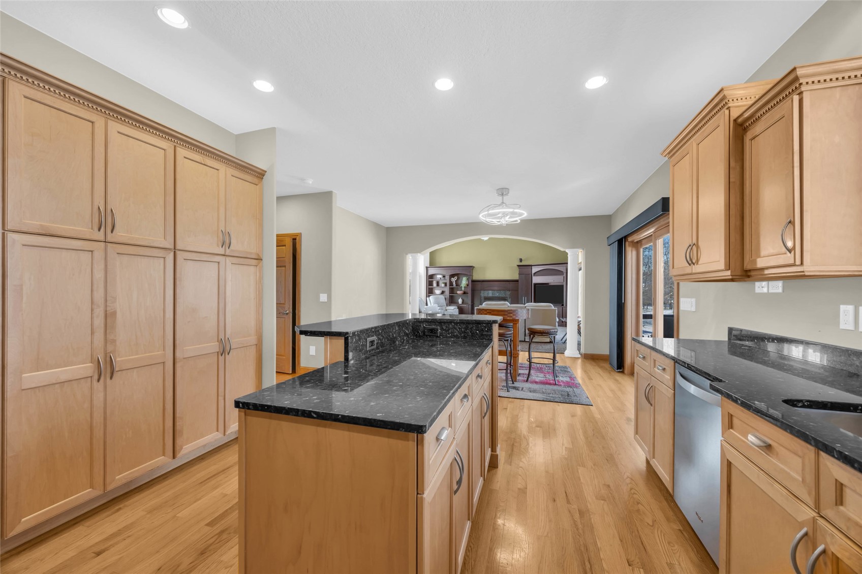 545 Evergreen Lane Robins IA 52328