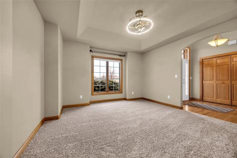 545 Evergreen Lane Robins IA 52328