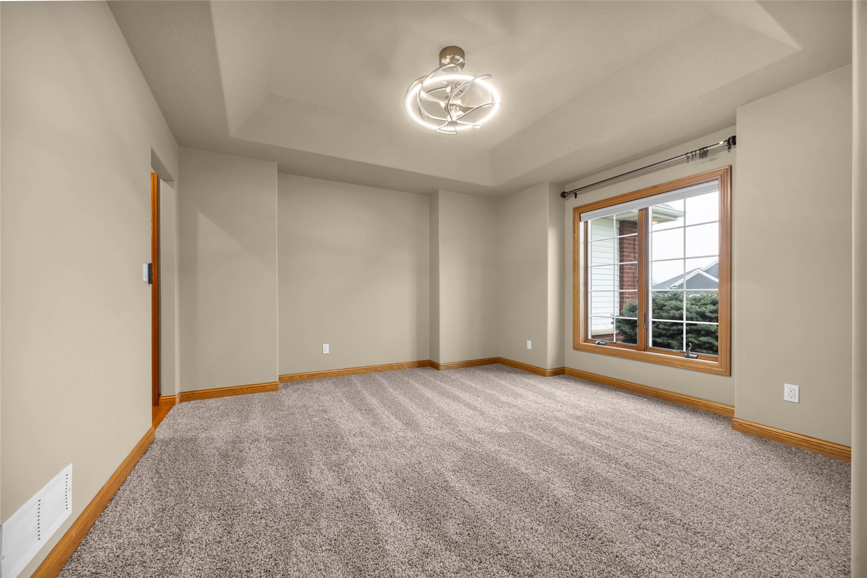 545 Evergreen Lane Robins IA 52328