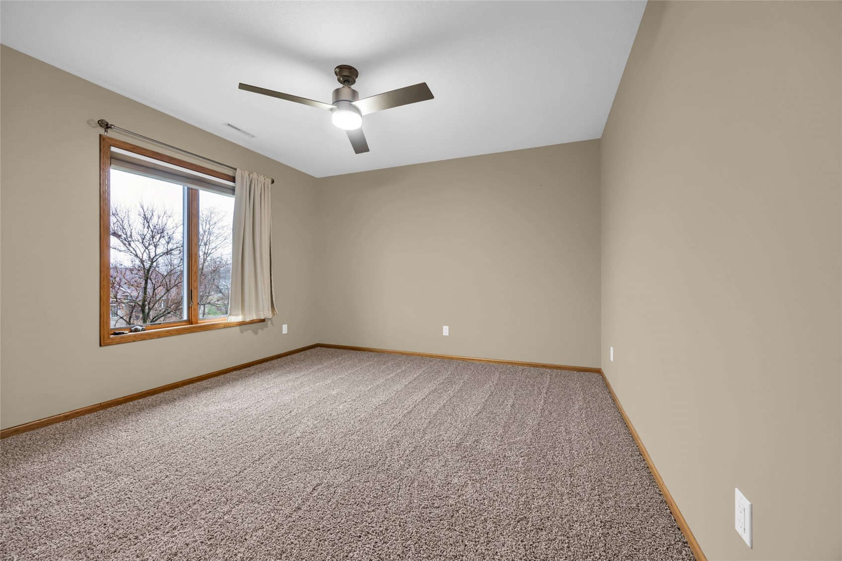 545 Evergreen Lane Robins IA 52328