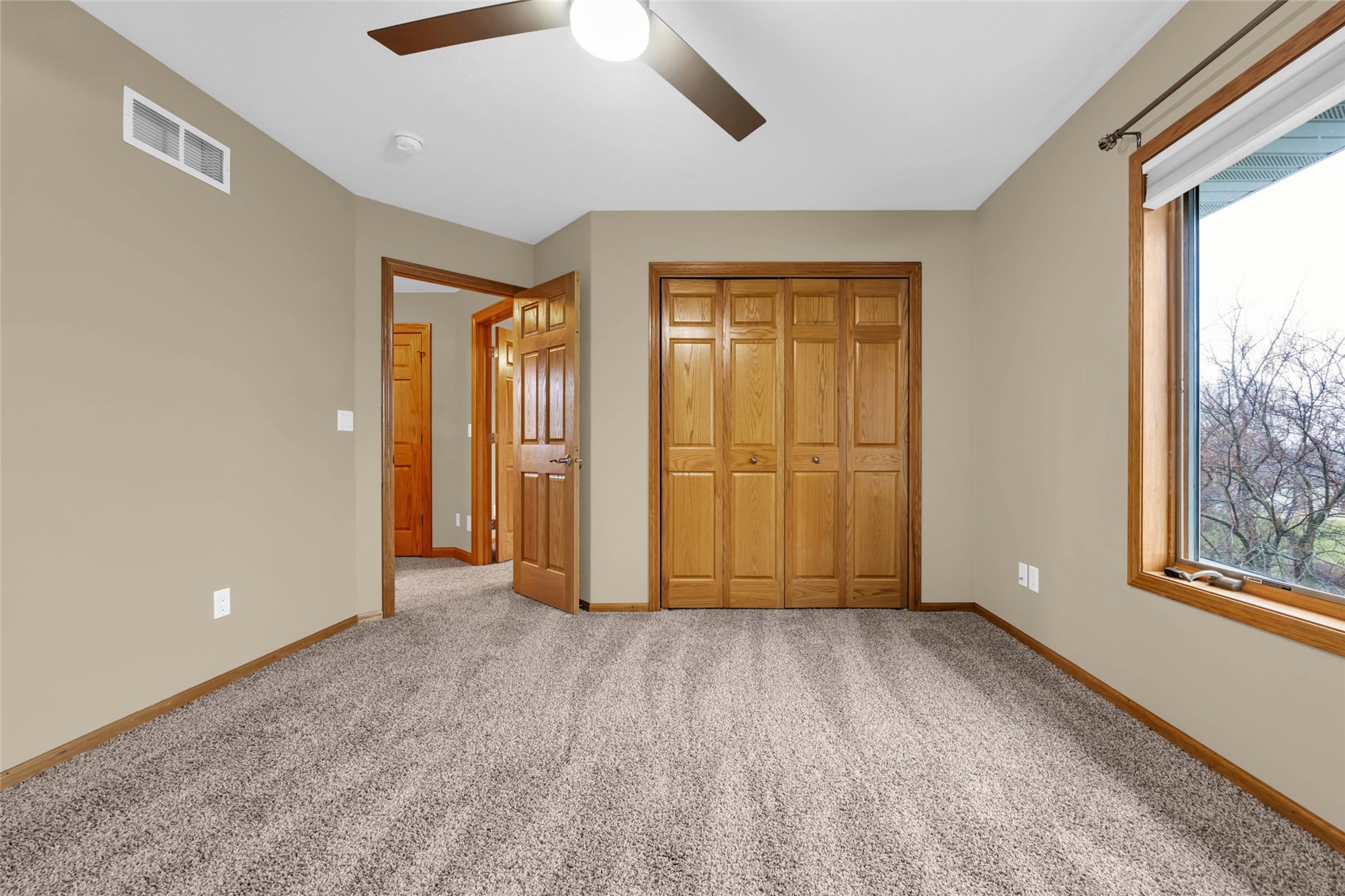 545 Evergreen Lane Robins IA 52328
