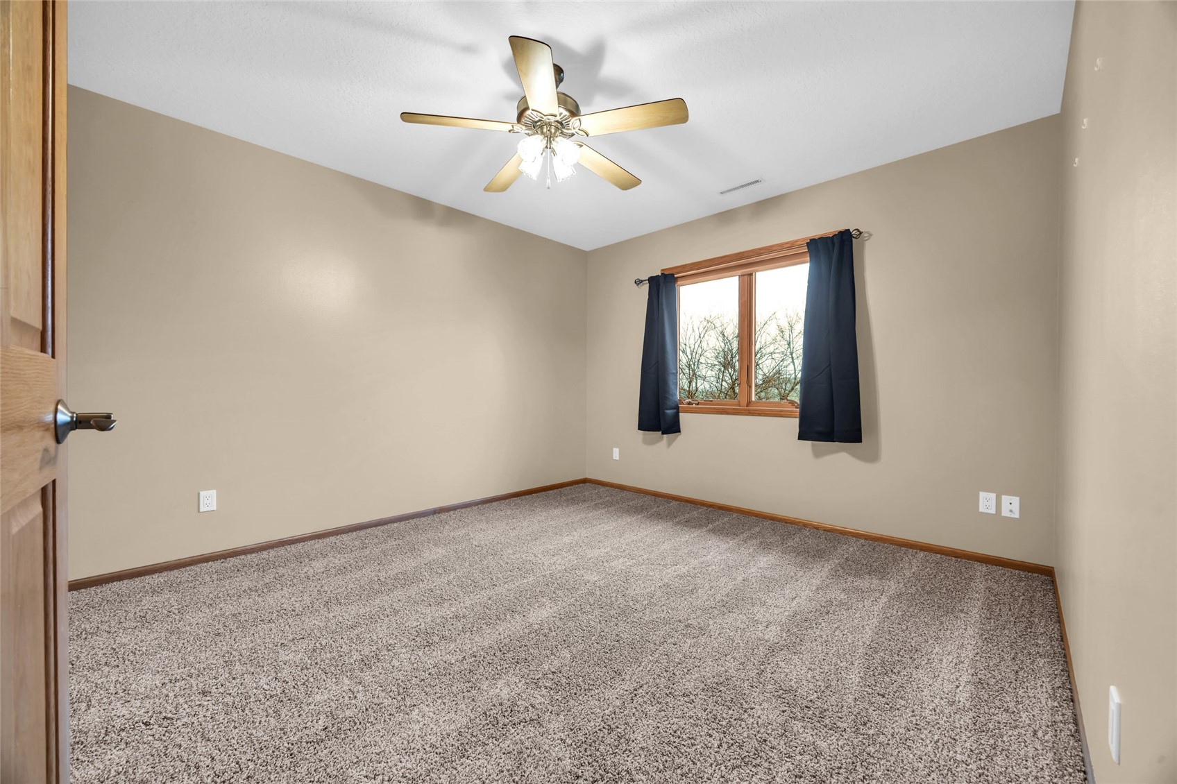 545 Evergreen Lane Robins IA 52328