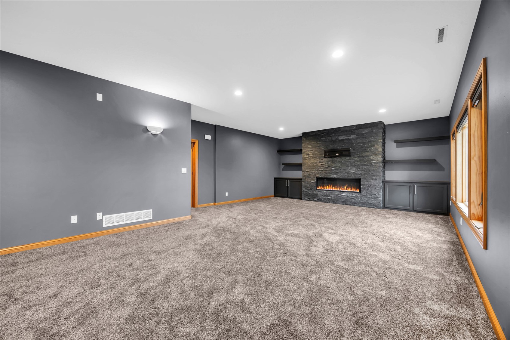 545 Evergreen Lane Robins IA 52328