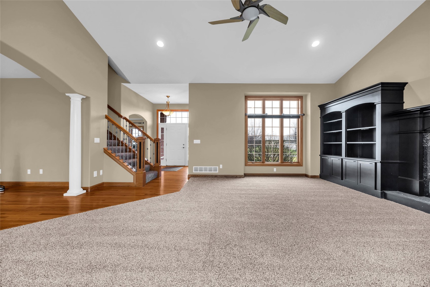 545 Evergreen Lane Robins IA 52328