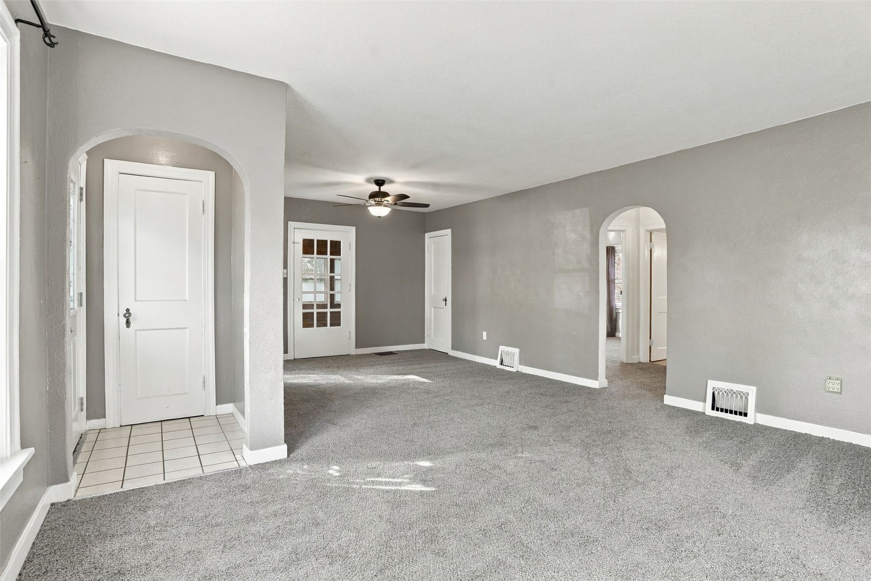 1070 H Avenue NW Cedar Rapids IA 52405