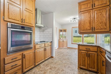 705 Grantwood Drive SE Cedar Rapids IA 52403