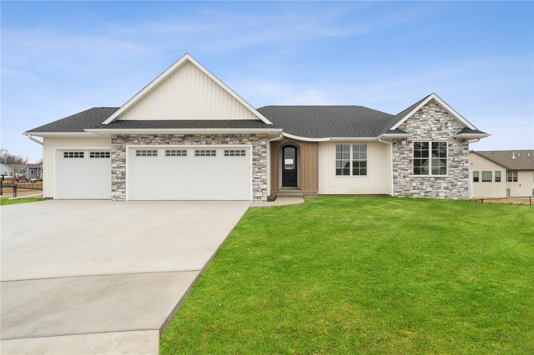Marion IA, 4135 Tall Pines Court