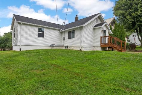 3330 Southland Street SW Cedar Rapids IA 52404