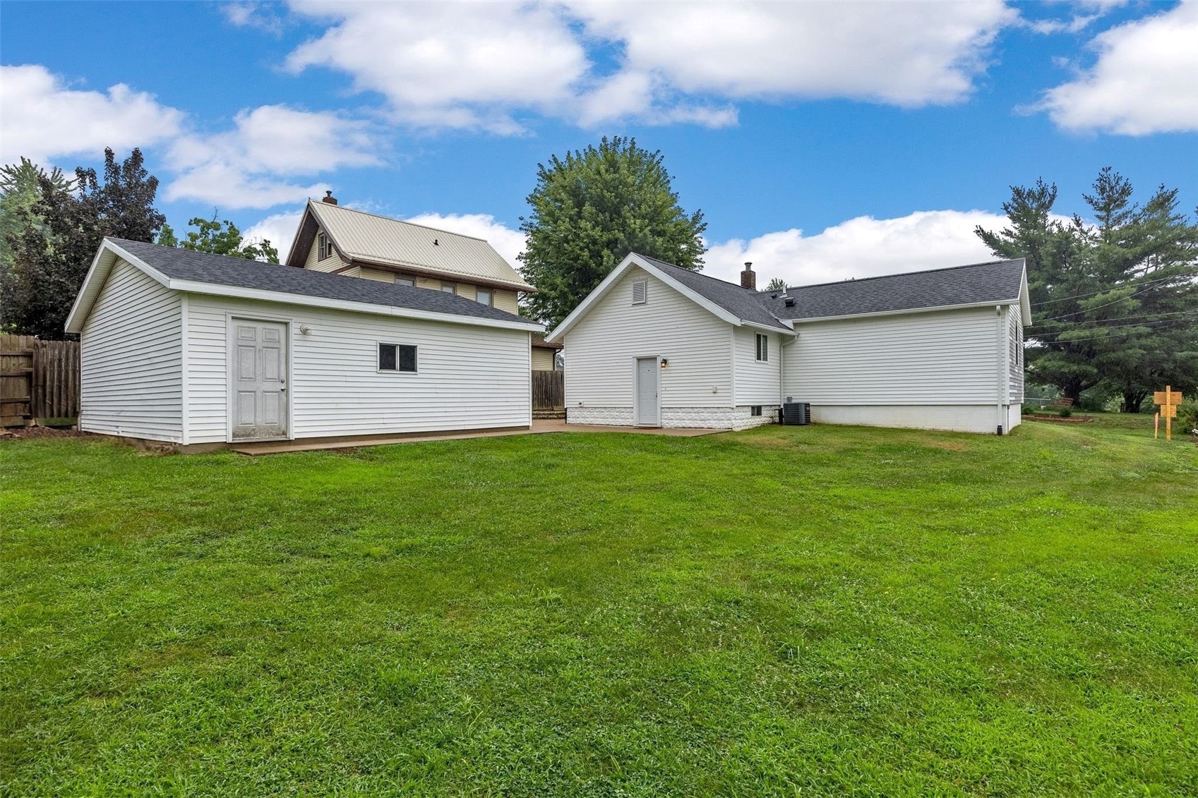 3330 Southland Street SW Cedar Rapids IA 52404