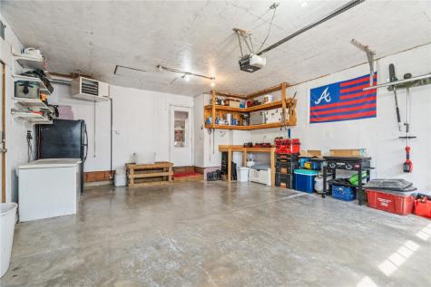 307 N John Street Mechanicsville IA 52306