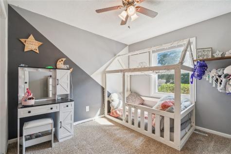 307 N John Street Mechanicsville IA 52306