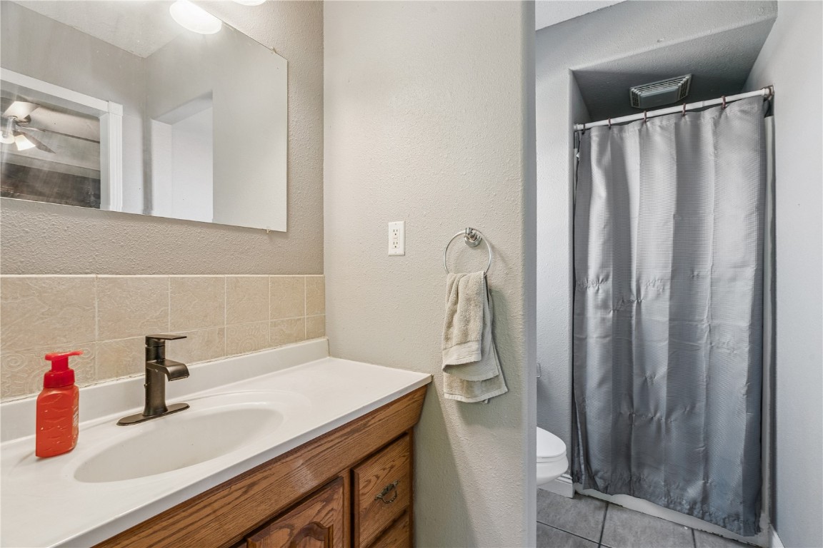 307 N John Street Mechanicsville IA 52306