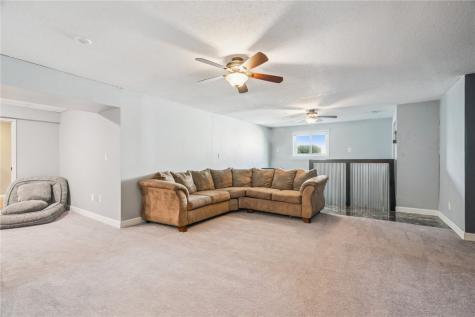 307 N John Street Mechanicsville IA 52306