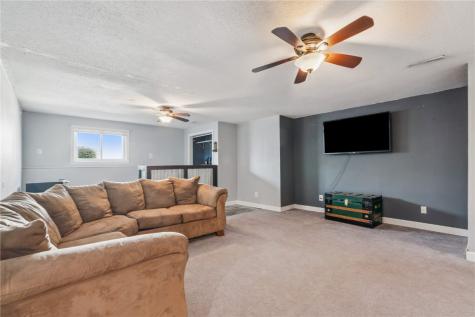 307 N John Street Mechanicsville IA 52306