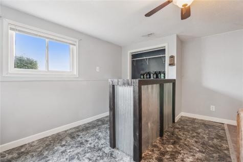 307 N John Street Mechanicsville IA 52306