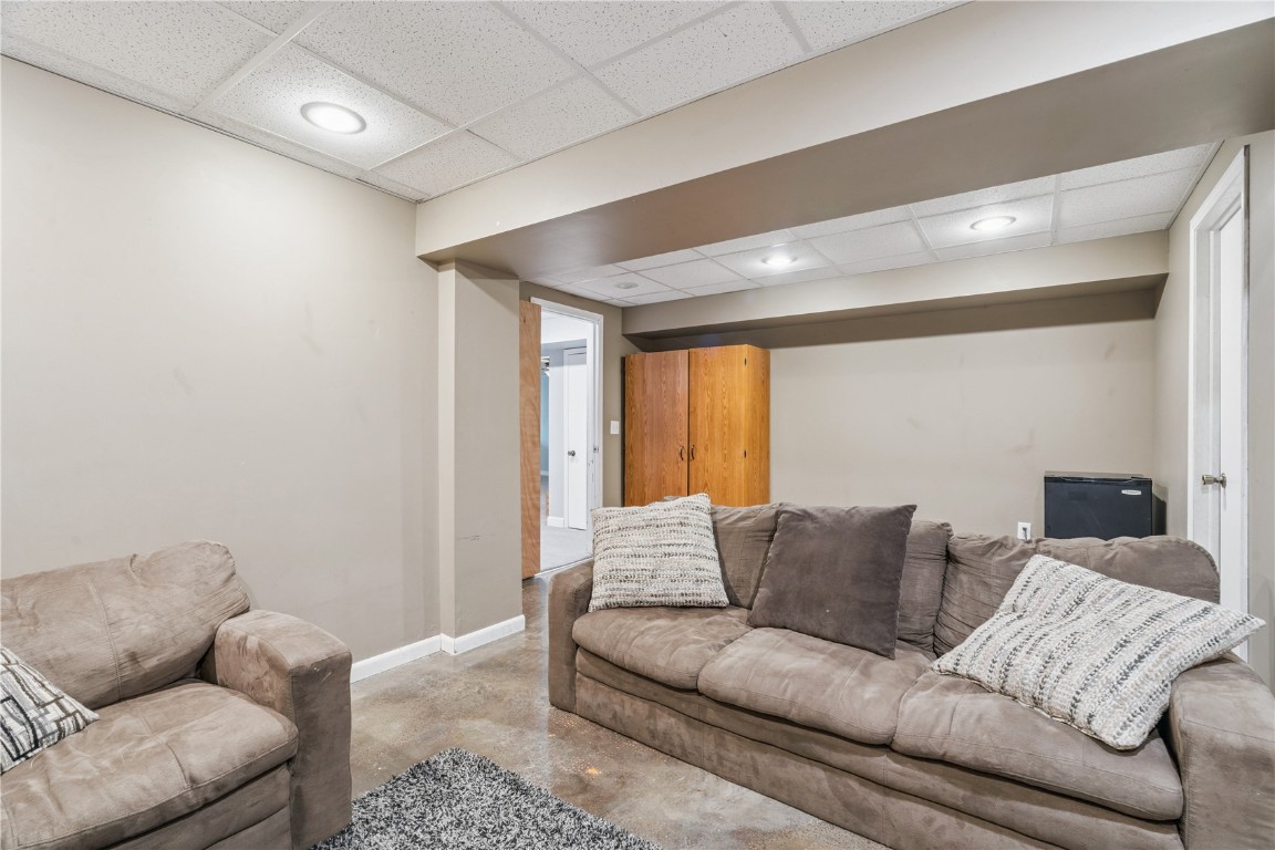 307 N John Street Mechanicsville IA 52306