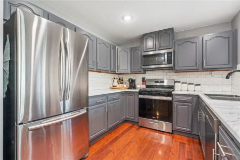 307 N John Street Mechanicsville IA 52306