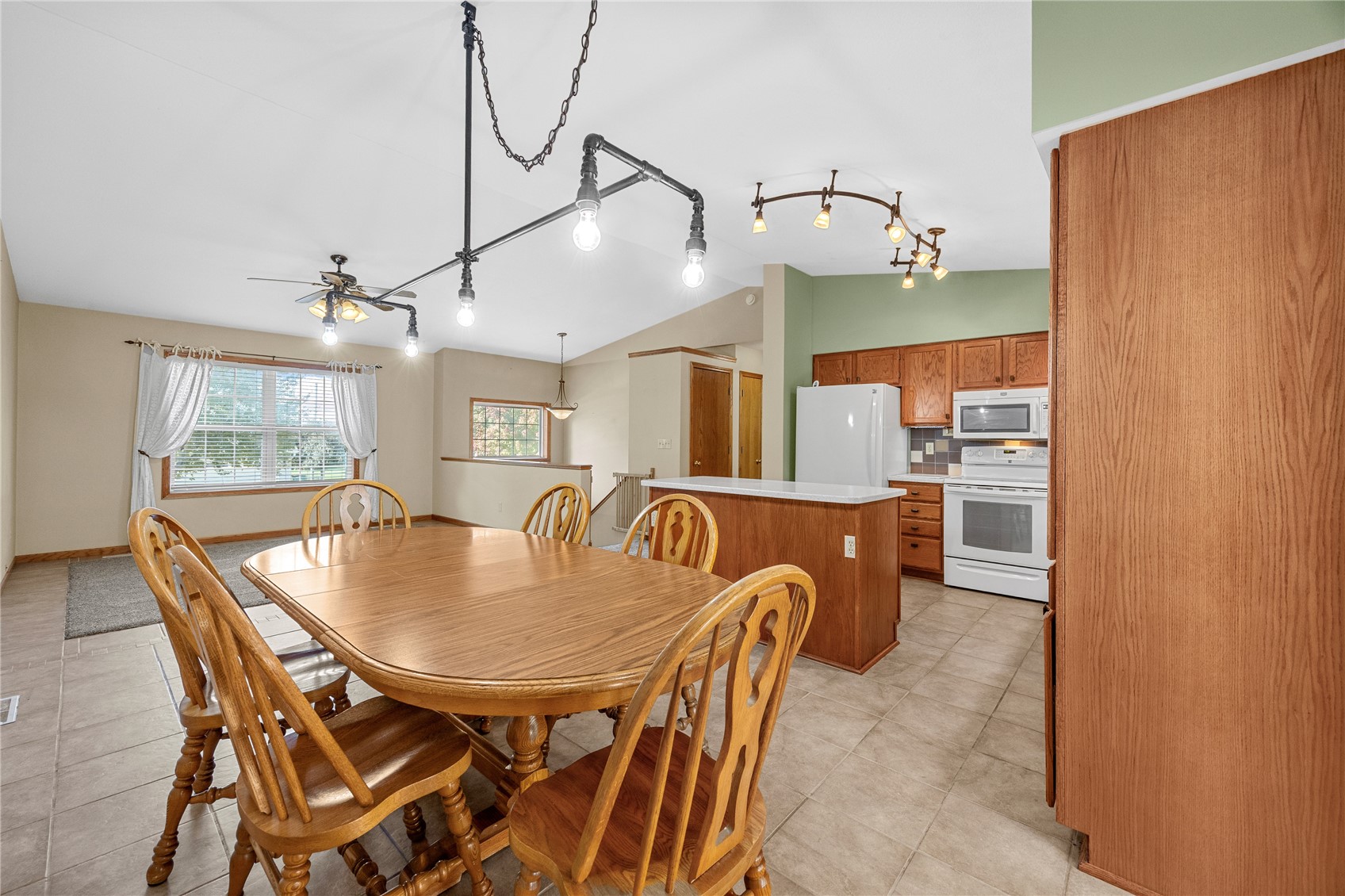 1210 Pacific Street Ely IA 52227