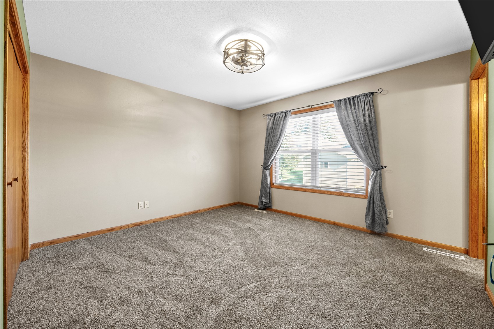 1210 Pacific Street Ely IA 52227