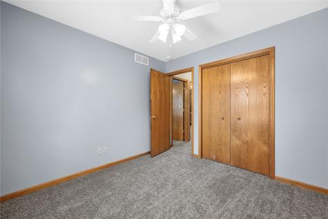 1210 Pacific Street Ely IA 52227