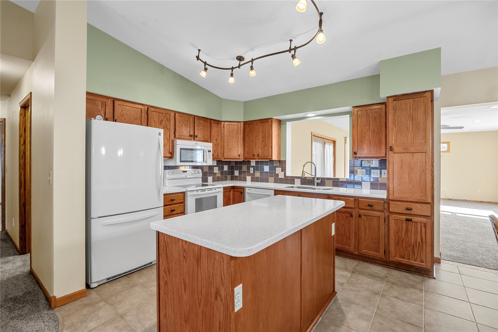 1210 Pacific Street Ely IA 52227