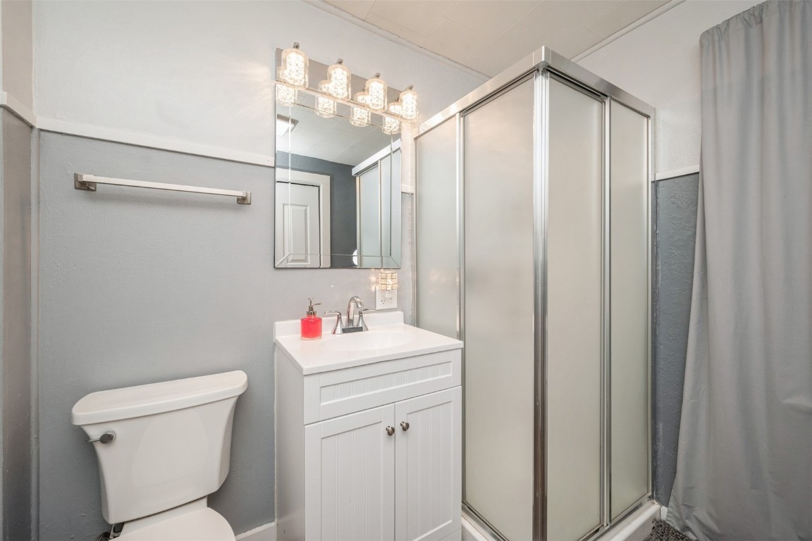 2418 1st Street SW Cedar Rapids IA 52404