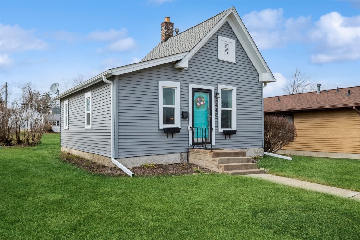 2418 1st Street SW Cedar Rapids IA 52404