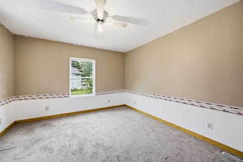 401 E 4th Street Tipton IA 52772