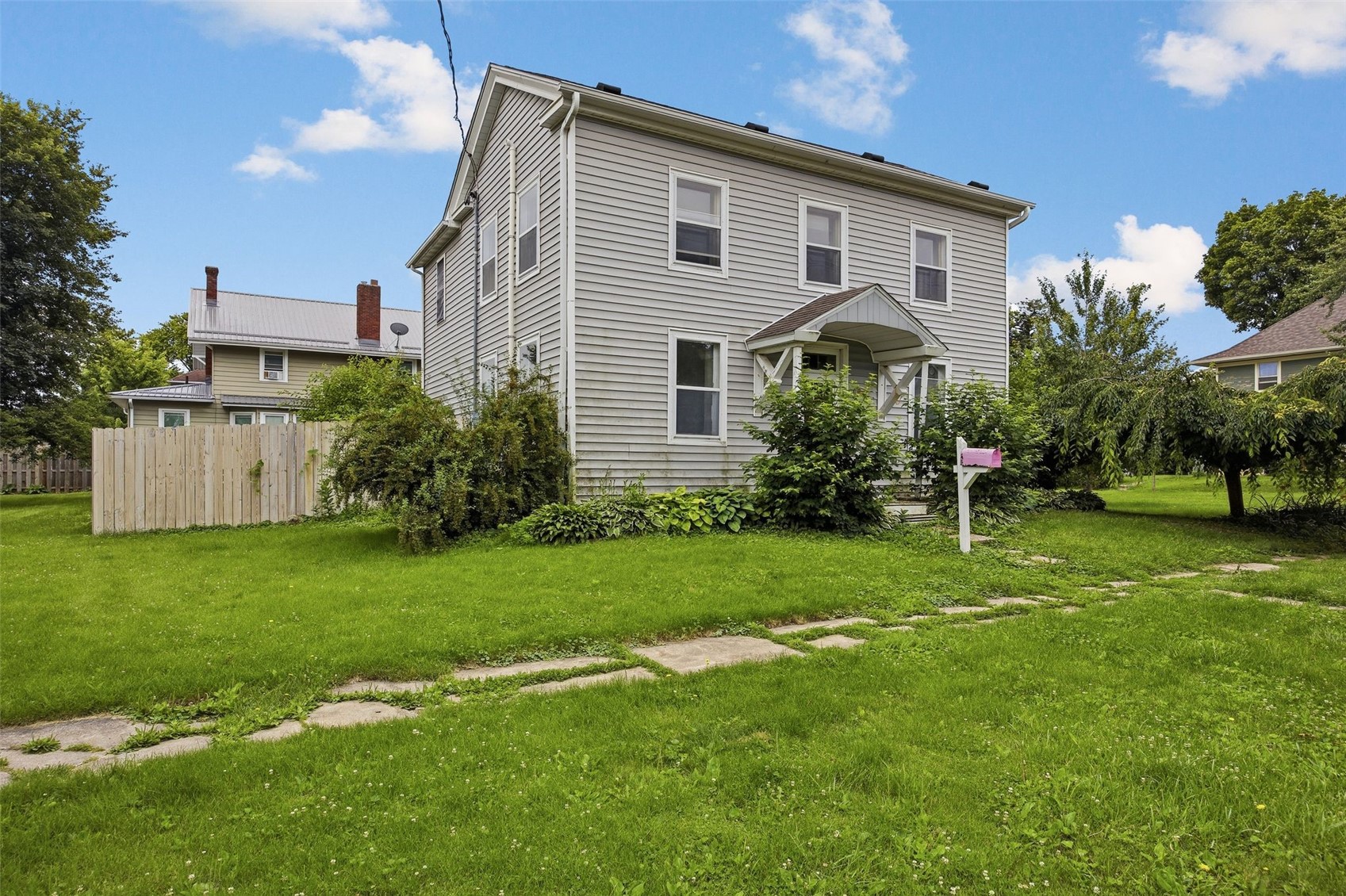 401 E 4th Street Tipton IA 52772
