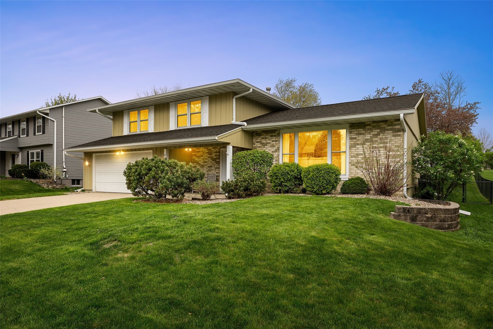 6925 Chelsea Drive NE Cedar Rapids IA 52402