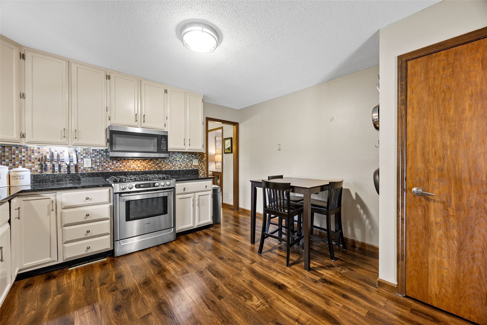 6925 Chelsea Drive NE Cedar Rapids IA 52402