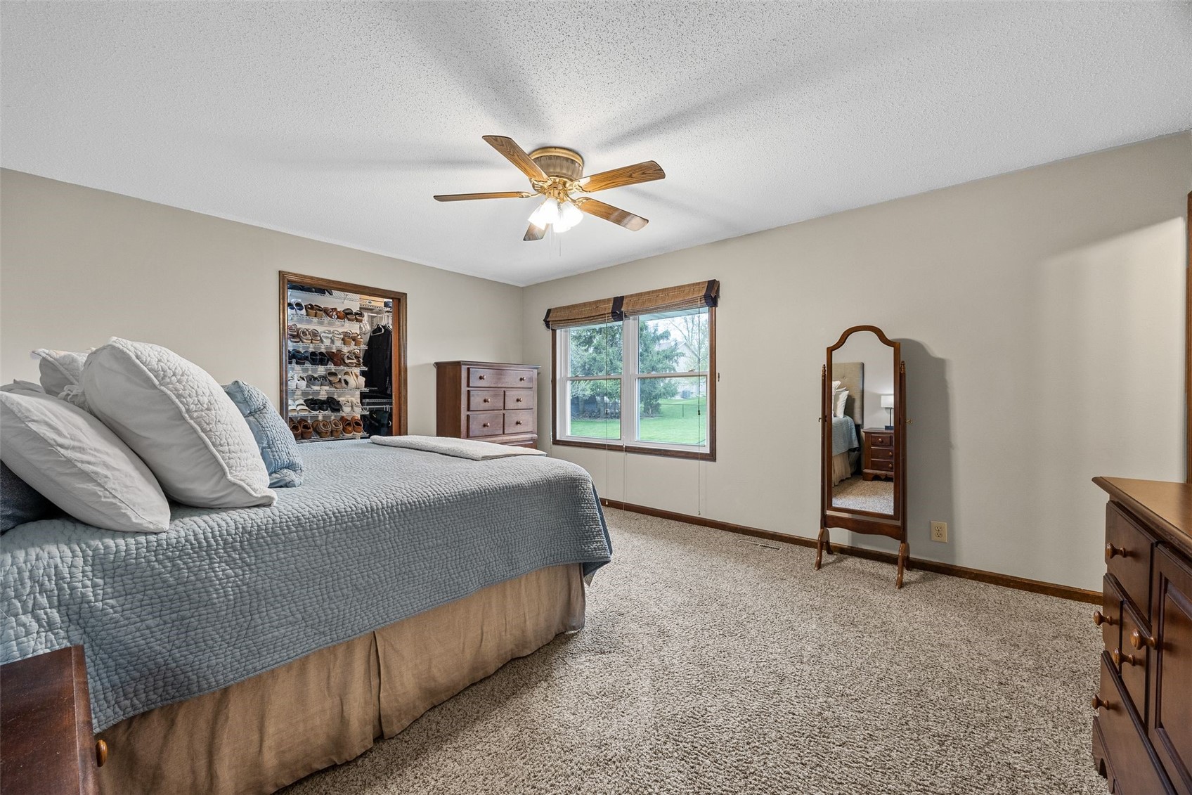 6925 Chelsea Drive NE Cedar Rapids IA 52402
