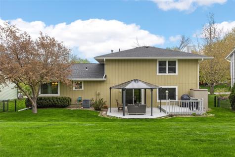 6925 Chelsea Drive NE Cedar Rapids IA 52402