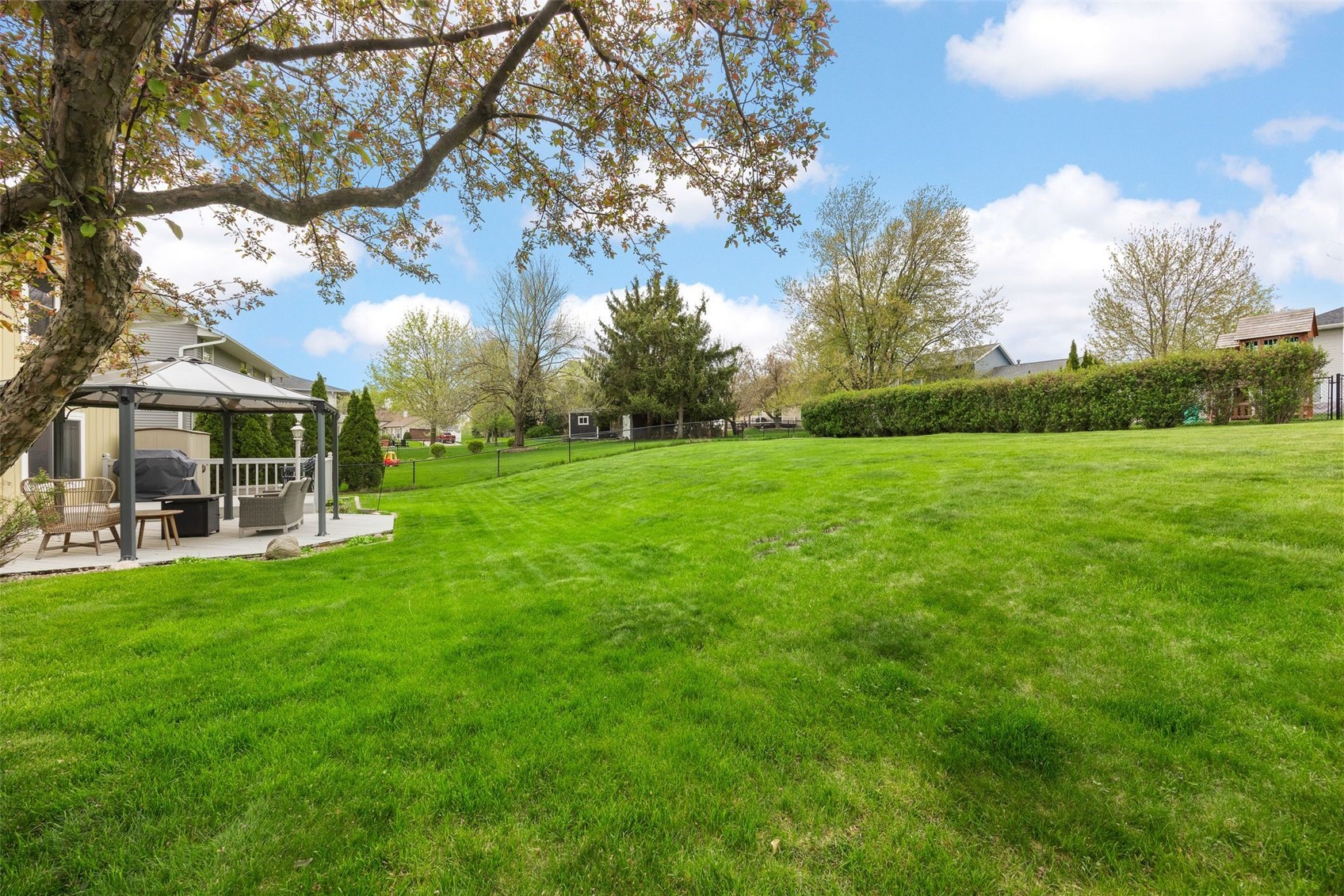 6925 Chelsea Drive NE Cedar Rapids IA 52402