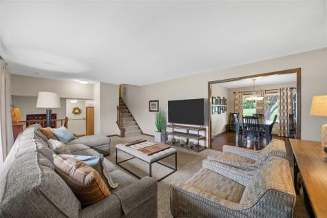 6925 Chelsea Drive NE Cedar Rapids IA 52402