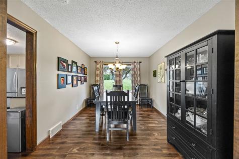 6925 Chelsea Drive NE Cedar Rapids IA 52402