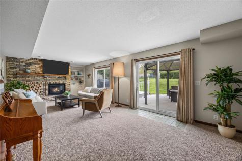 6925 Chelsea Drive NE Cedar Rapids IA 52402