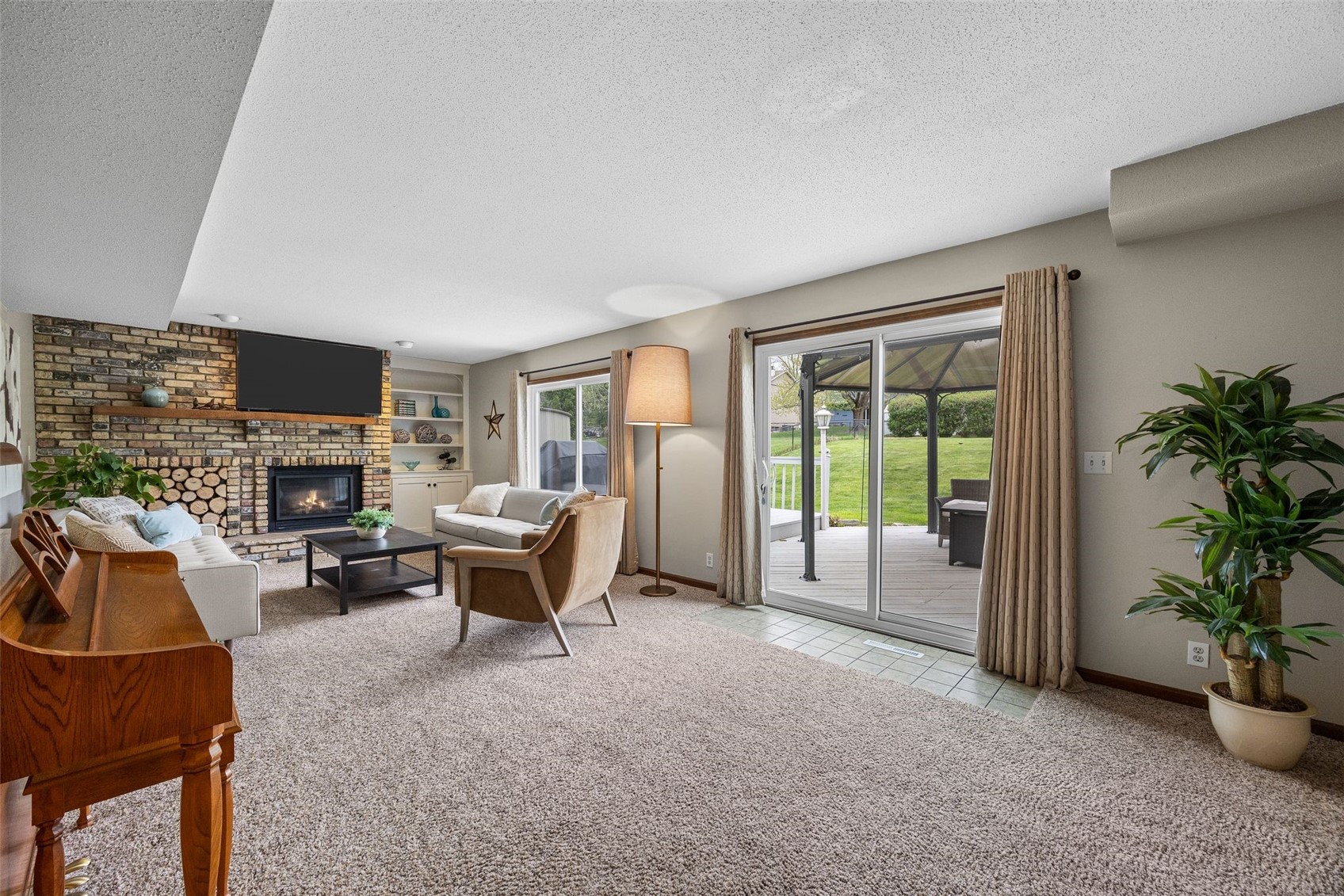 6925 Chelsea Drive NE Cedar Rapids IA 52402