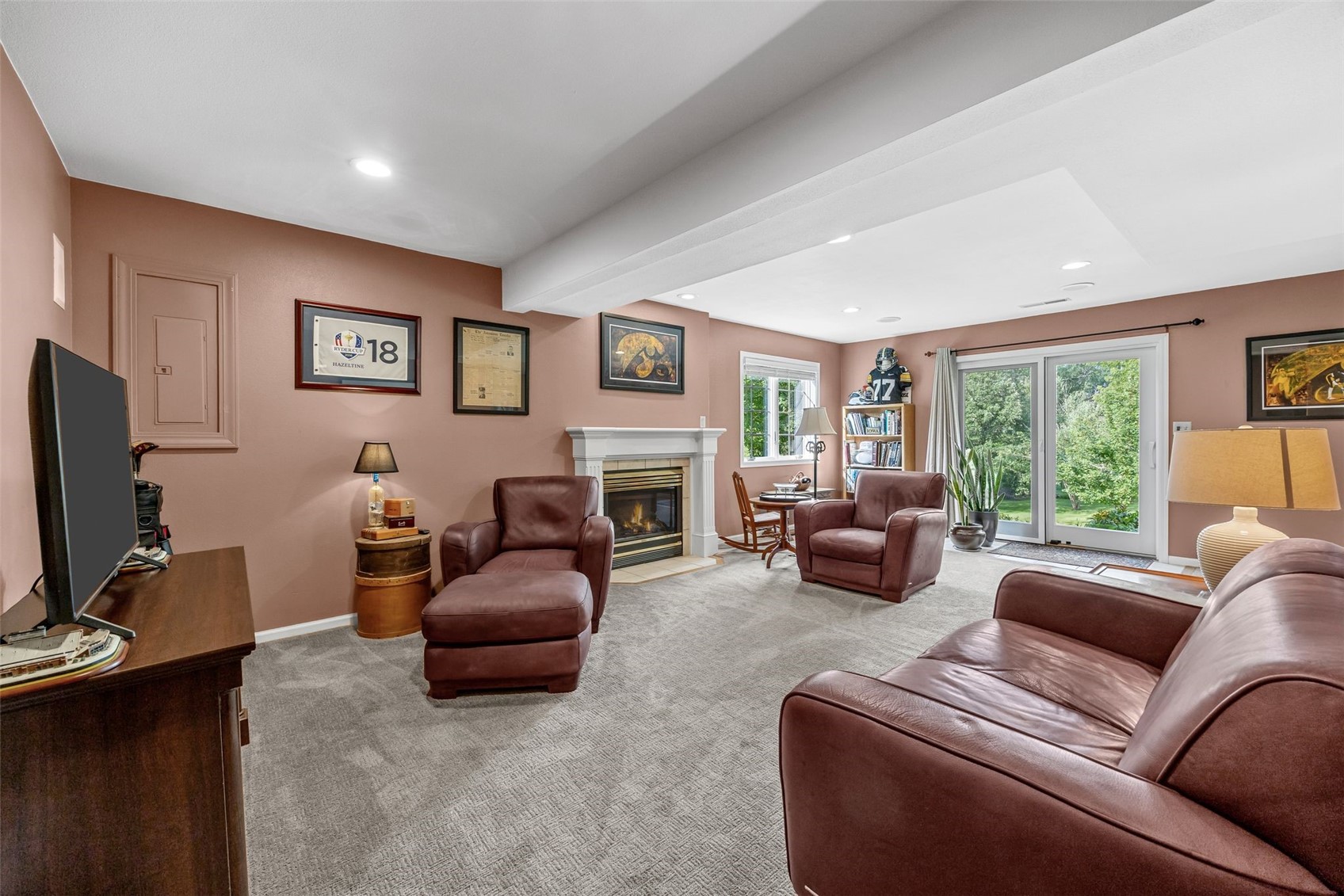 741 Arlington Drive Iowa City IA 52245