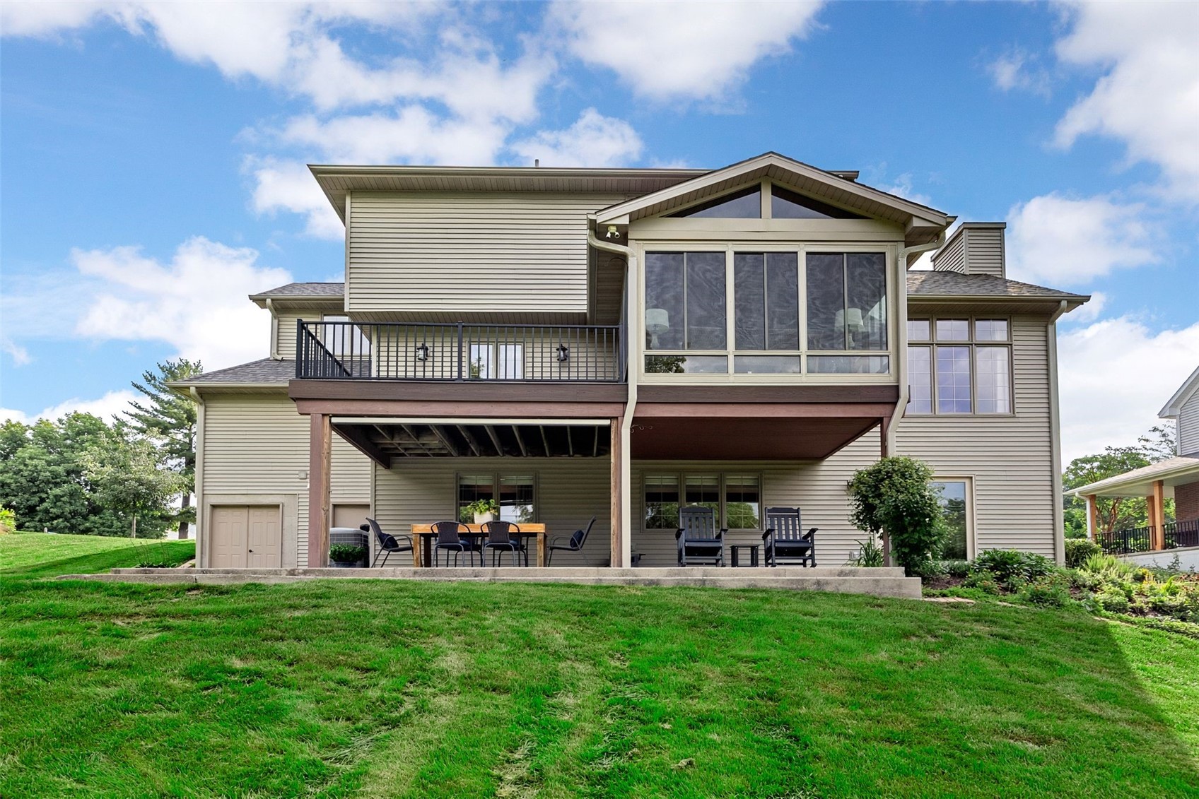 741 Arlington Drive Iowa City IA 52245