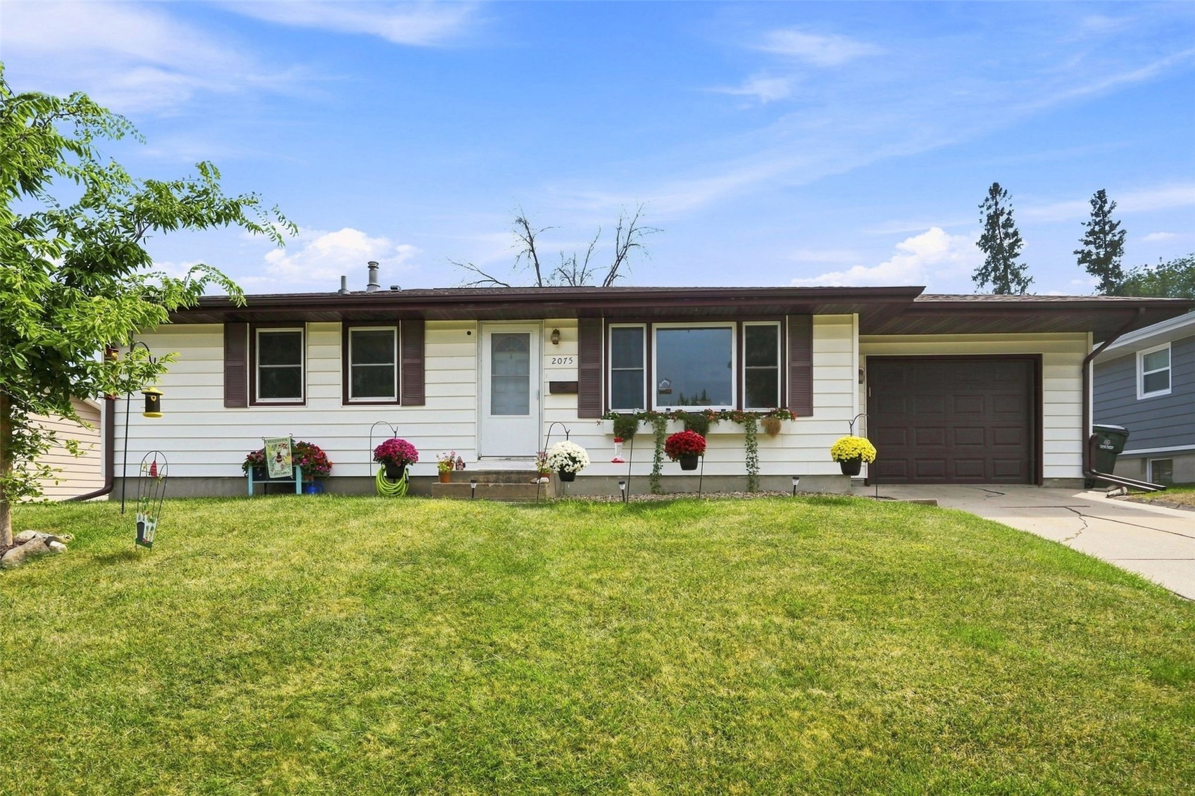 2075 Larry Drive NE Cedar Rapids IA 52402
