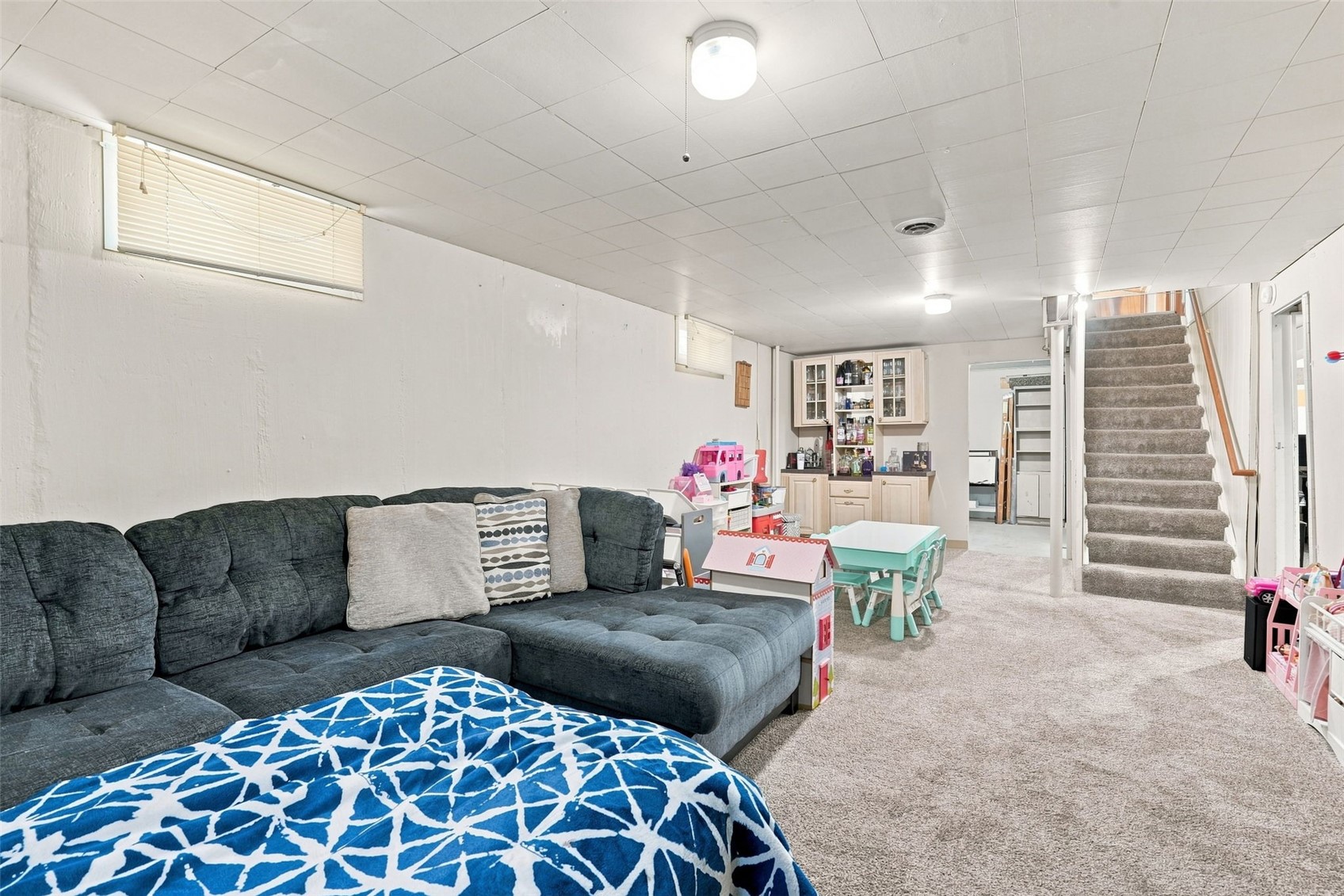 2075 Larry Drive NE Cedar Rapids IA 52402